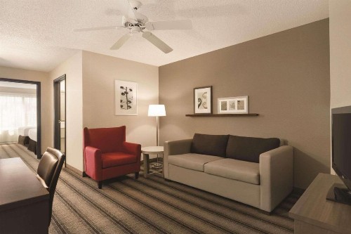 Country Inn & Suites by Radisson Indianapolis Airport South IN - image 7