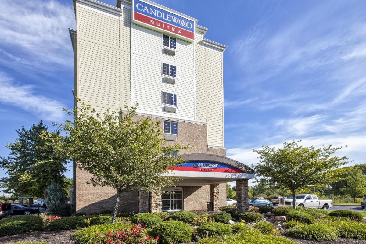 Candlewood Suites Indianapolis Airport an IHG Hotel - main image