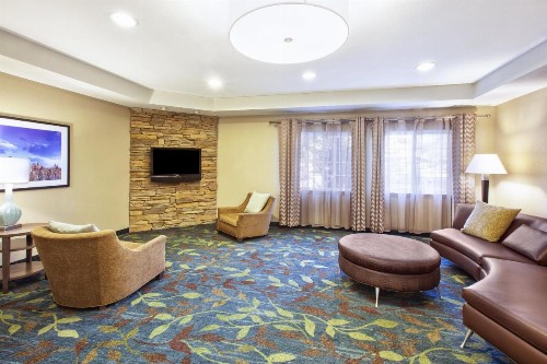 Candlewood Suites Indianapolis Airport an IHG Hotel - image 8
