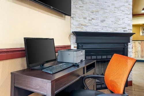 Best Western Airport Suites - image 24