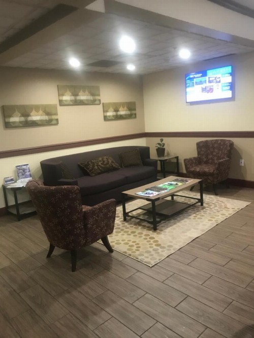 Best Western Airport Suites - image 32