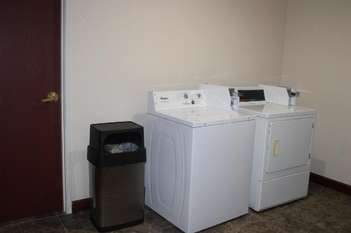 Best Western Airport Suites - image 48