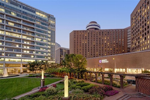 Hyatt Regency Indianapolis One South Capitol Avenue, Indianapolis, In 46204, United States
