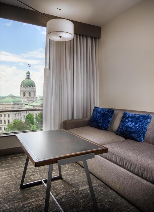 Hyatt Regency Indianapolis at State Capitol - image 15