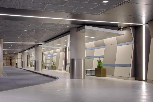 Hyatt Regency Indianapolis at State Capitol - image 7