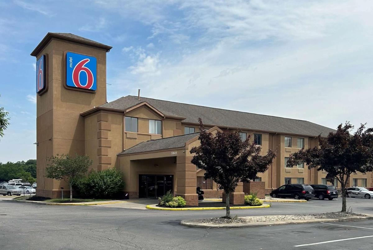 Motel 6-Indianapolis IN - Airport - main image