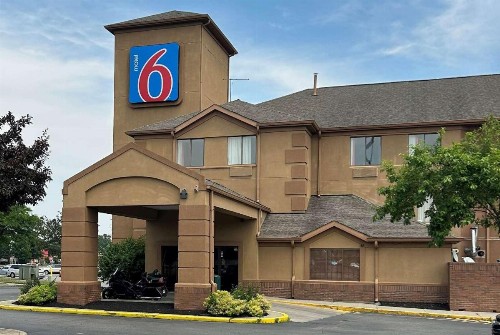 Motel 6-Indianapolis IN - Airport - image 2