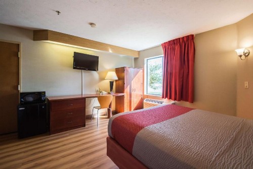 Motel 6-Indianapolis IN - Airport - image 41