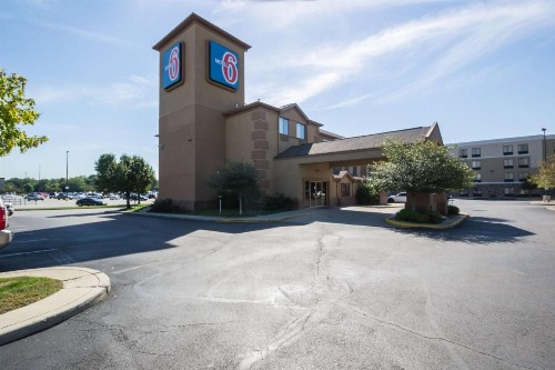 Motel 6-Indianapolis IN - Airport - image 7