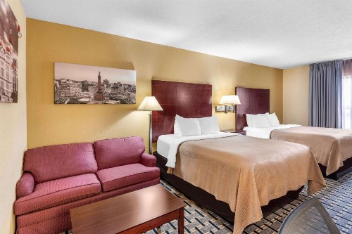 Clarion Inn & Suites Northwest - image 22