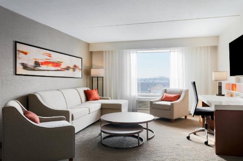 Delta Hotels by Marriott Indianapolis Airport - image 8