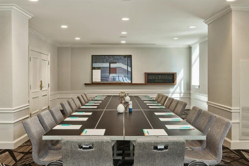 Le Meridien Indianapolis - image 4