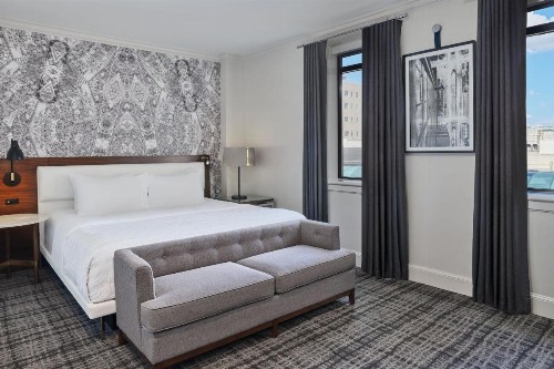 Le Meridien Indianapolis - image 5