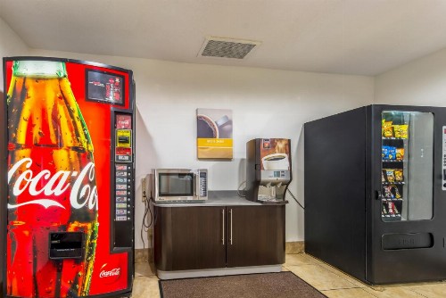 Motel 6 Indianapolis North - image 15
