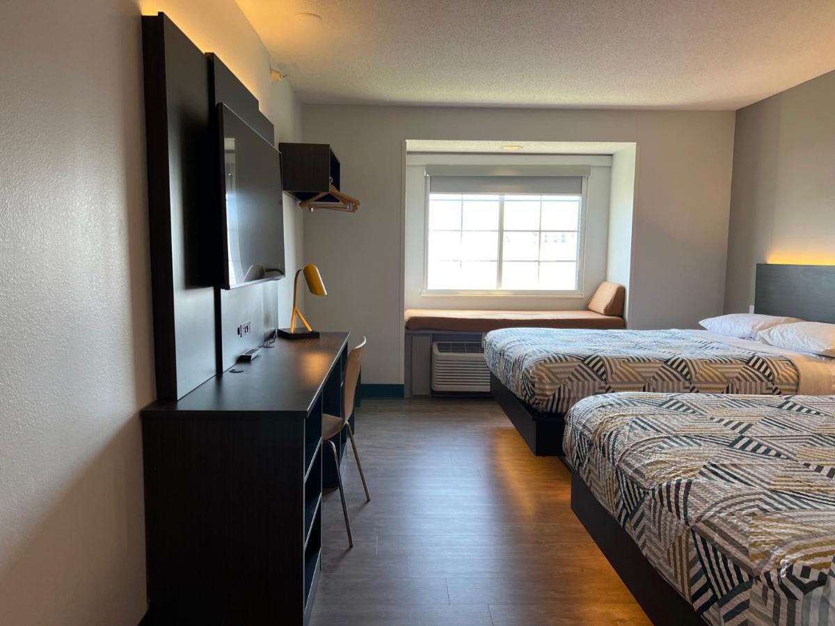 Motel 6 Indianapolis North - image 2