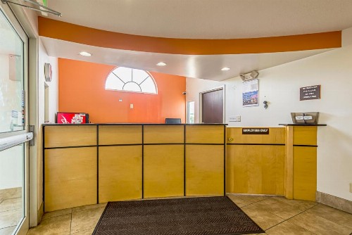 Motel 6 Indianapolis North - image 6