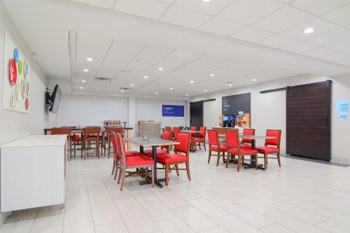 Holiday Inn Express & Suites - Indianapolis Northwest an IHG Hotel - image 39
