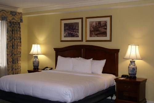 Columbia Club - image 10