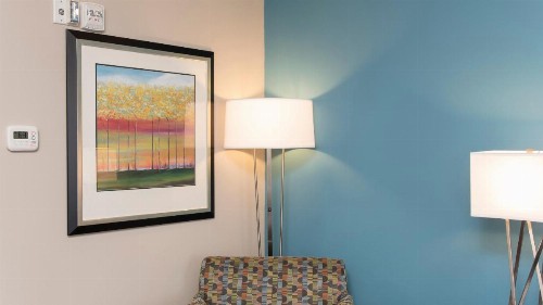 Holiday Inn Indianapolis Airport an IHG Hotel - image 5