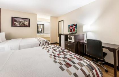 Red Roof Inn Indianapolis - Castleton - image 7