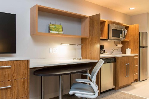 Home2 Suites by Hilton Indianapolis Downtown - image 15