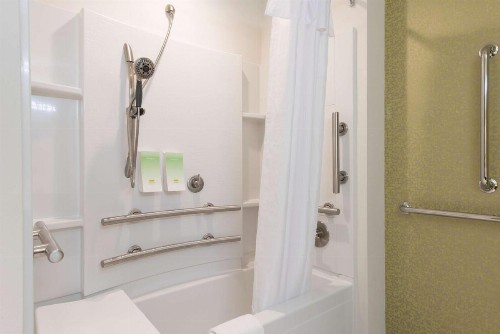Home2 Suites by Hilton Indianapolis Downtown - image 19