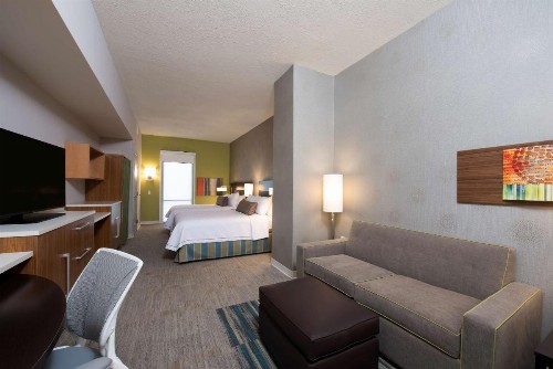Home2 Suites by Hilton Indianapolis Downtown - image 21