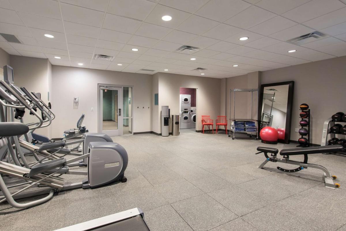 Home2 Suites by Hilton Indianapolis Downtown - image 7