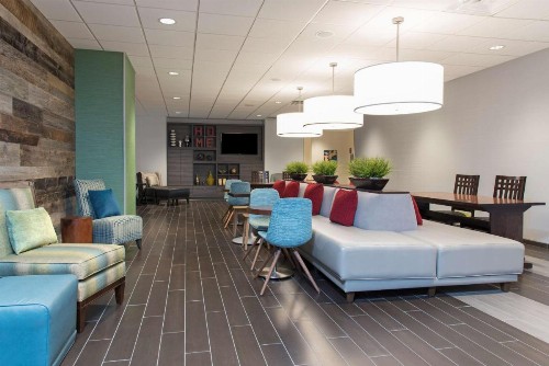 Home2 Suites by Hilton Indianapolis Downtown - image 9