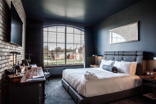 Ironworks Hotel Indy - image 15