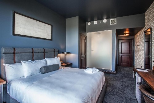 Ironworks Hotel Indy - image 24