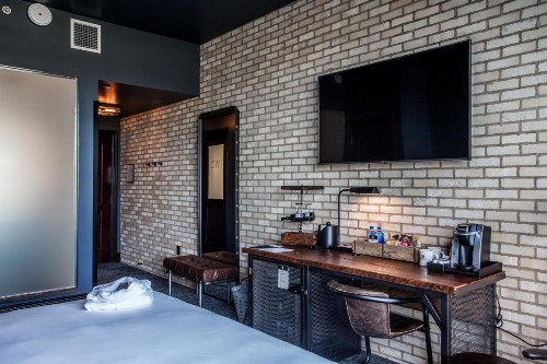 Ironworks Hotel Indy - image 31
