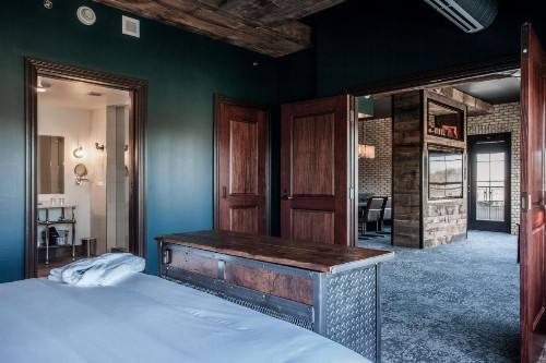 Ironworks Hotel Indy - image 34