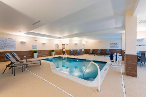 Fairfield Inn & Suites by Marriott Indianapolis Fishers - image 12