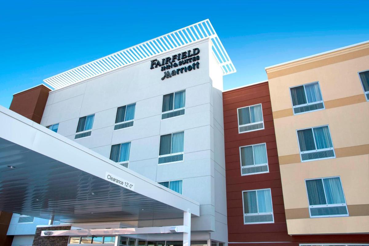 Fairfield Inn & Suites by Marriott Indianapolis Fishers - image 2