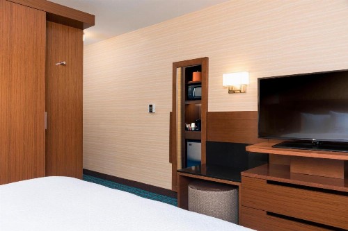 Fairfield Inn & Suites by Marriott Indianapolis Fishers - image 22