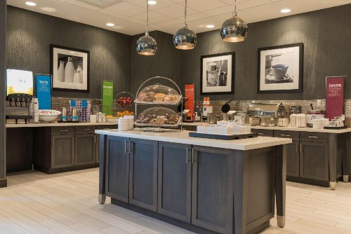 Hampton Inn & Suites Indianapolis-Keystone IN - image 12