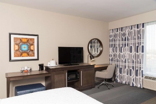 Hampton Inn & Suites Indianapolis-Keystone IN - image 18