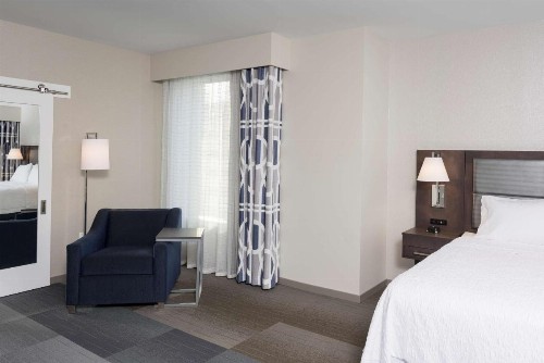 Hampton Inn & Suites Indianapolis-Keystone IN - image 33