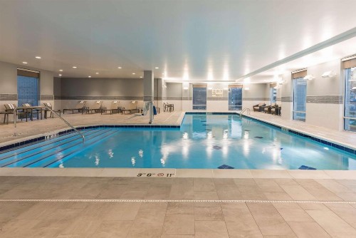 Hampton Inn & Suites Indianapolis-Keystone IN - image 8