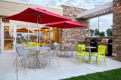 Home2 Suites By Hilton Indianapolis Greenwood - image 4