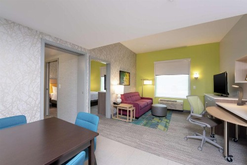 Home2 Suites By Hilton Indianapolis Airport - image 18