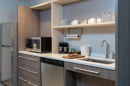 Home2 Suites By Hilton Indianapolis Airport - image 22