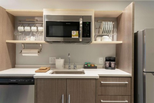 Home2 Suites By Hilton Indianapolis Airport - image 25