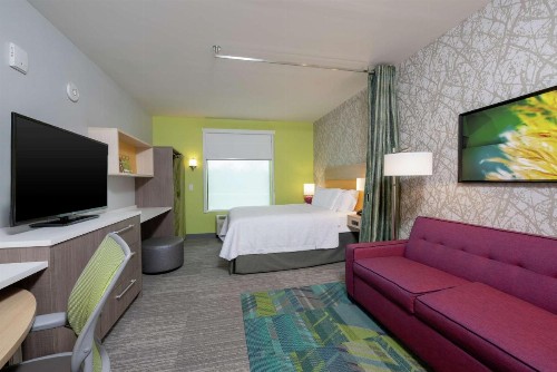 Home2 Suites By Hilton Indianapolis Airport - image 27
