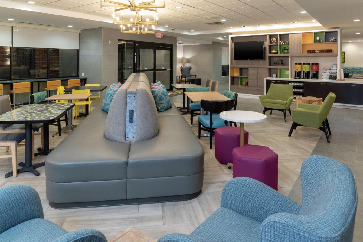 Home2 Suites By Hilton Indianapolis Airport - image 7