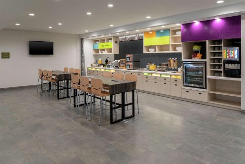 Home2 Suites By Hilton Indianapolis Airport - image 9