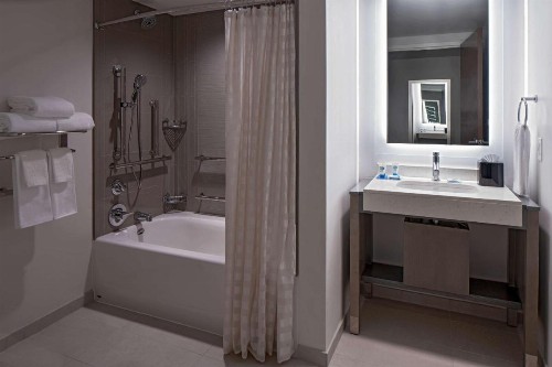 Hyatt House Indianapolis Downtown - image 28