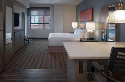 Hyatt House Indianapolis Downtown - image 37