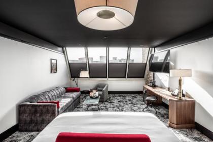 Bottleworks Hotel - image 12